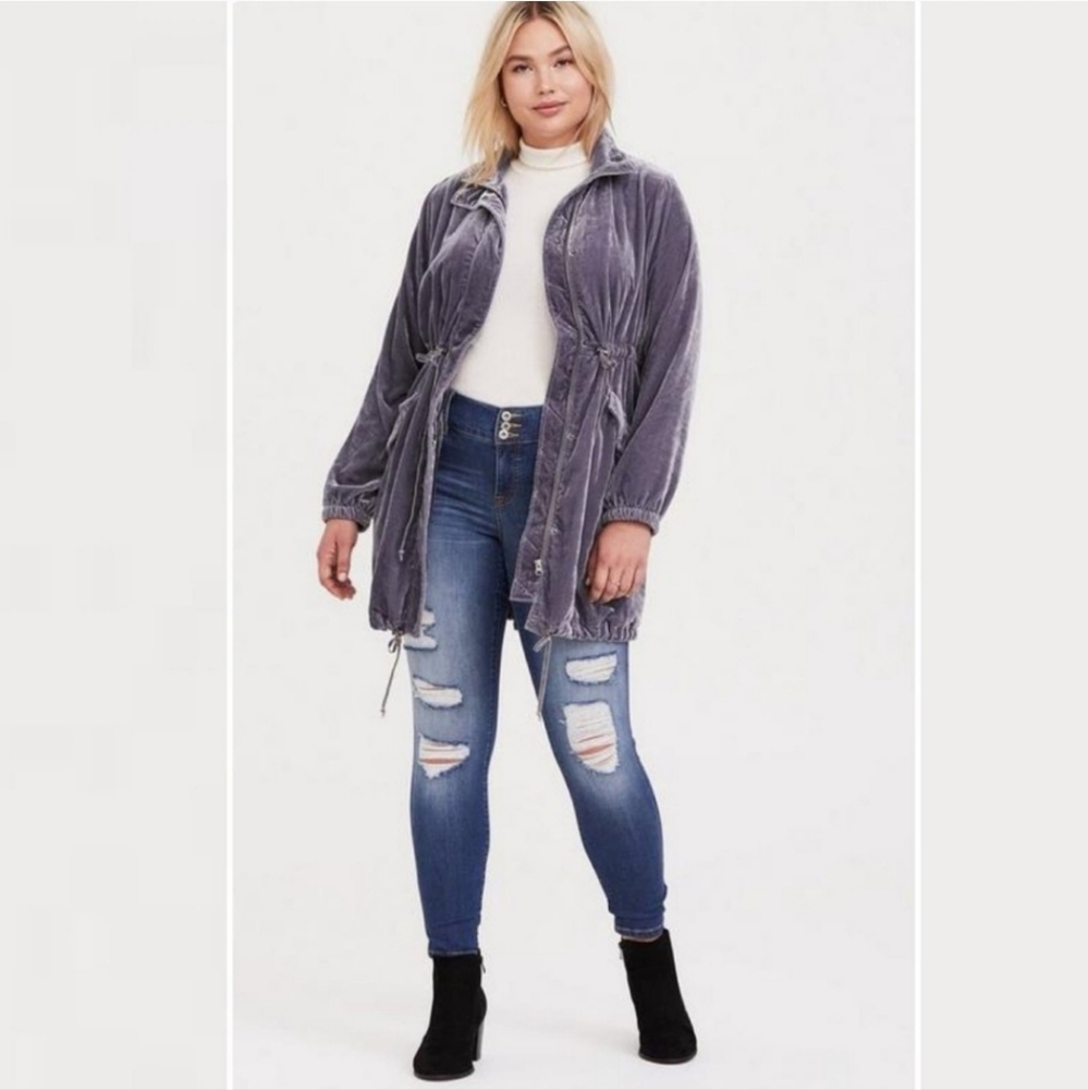 Torrid Women's Long Sleeve Full Zip Snap Grey Velvet Anorak Jacket Size 2X